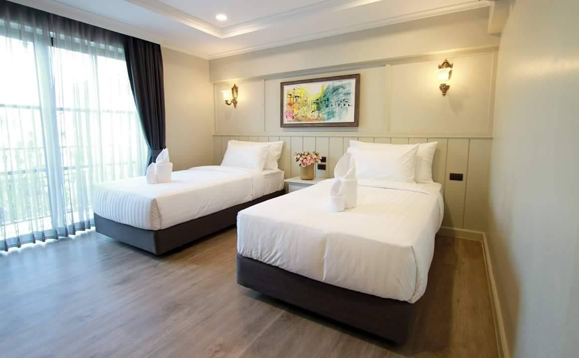 Twin Room