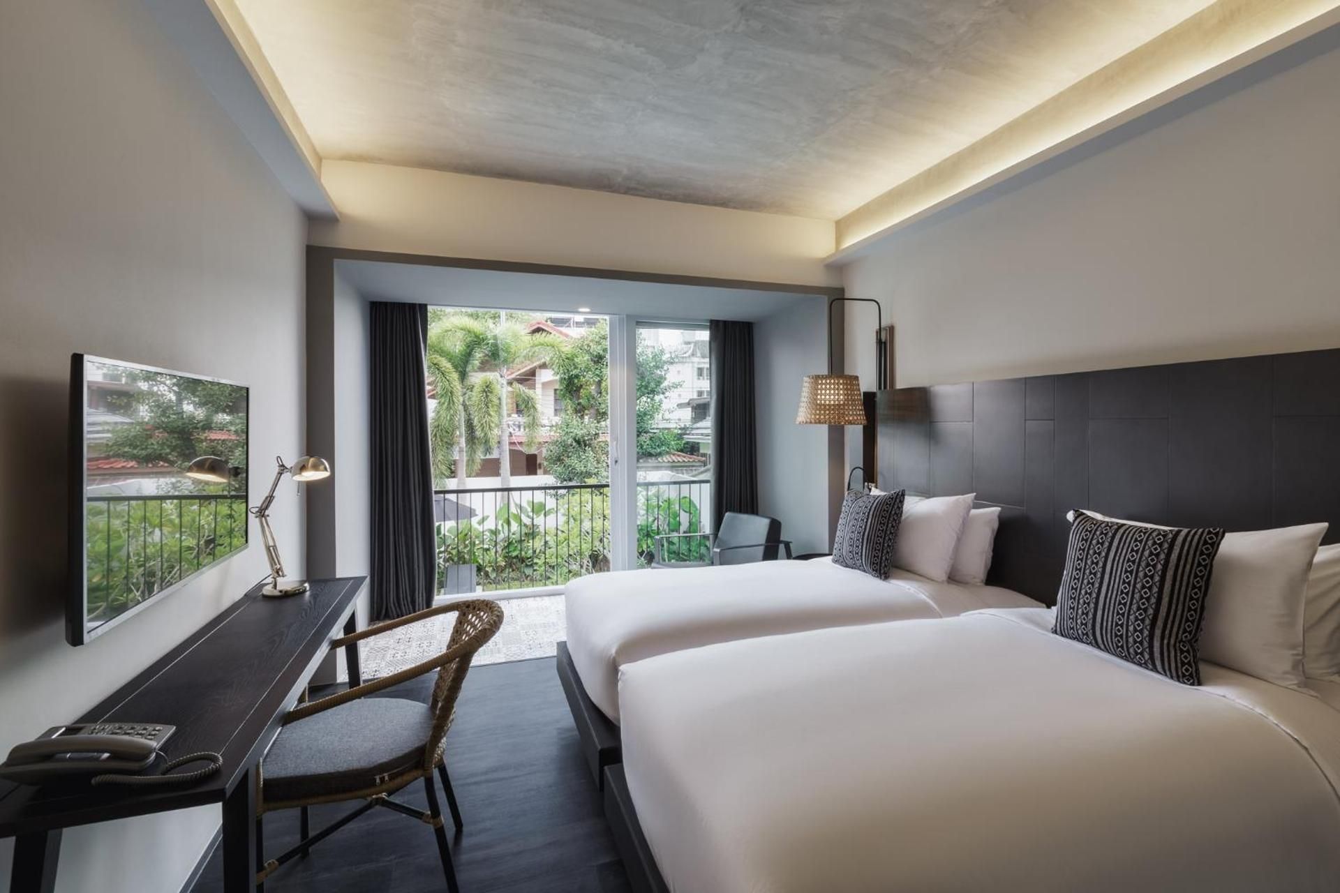 Standard Twin Room