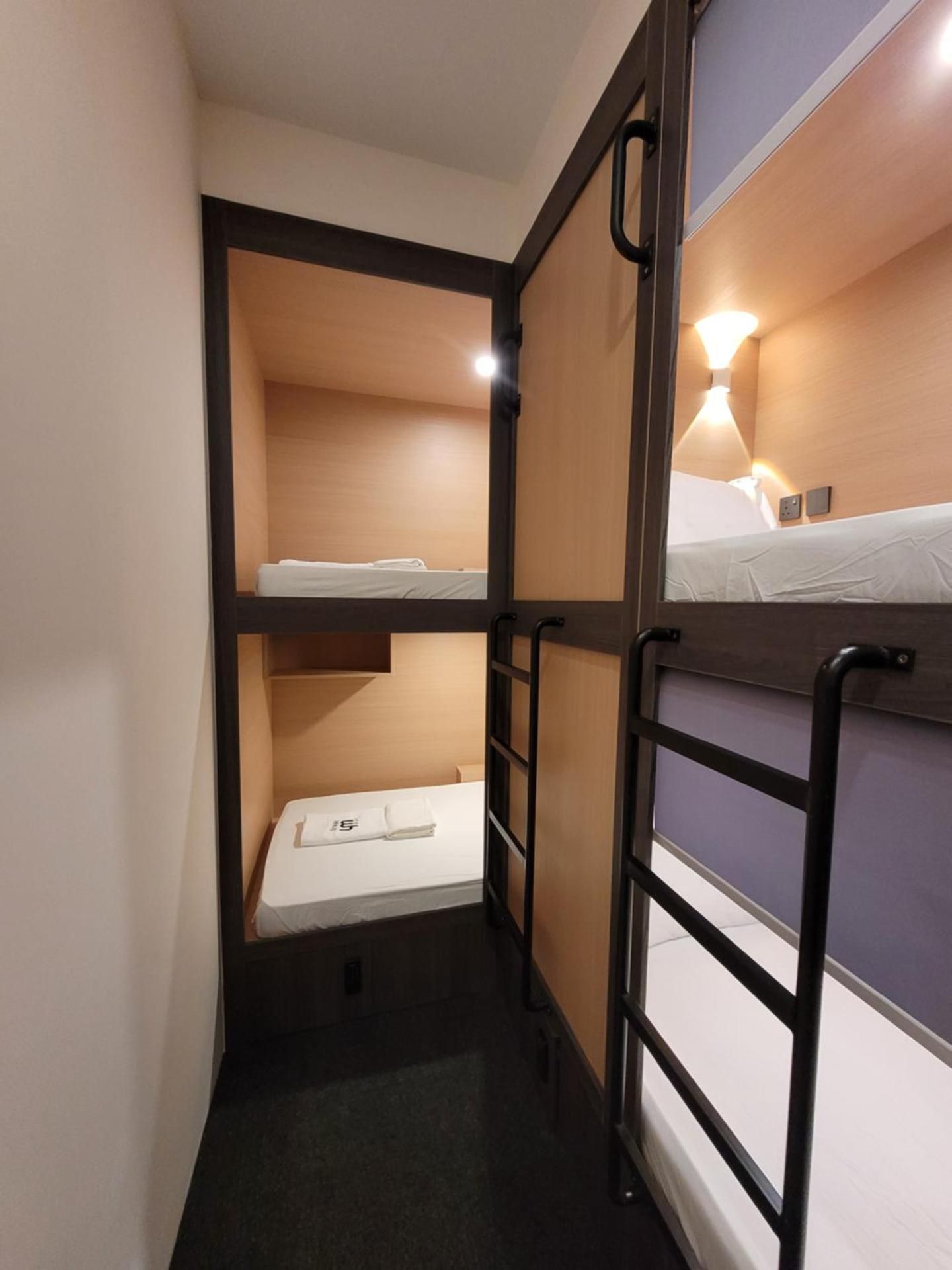 Private Room with Bathroom for 6 people
