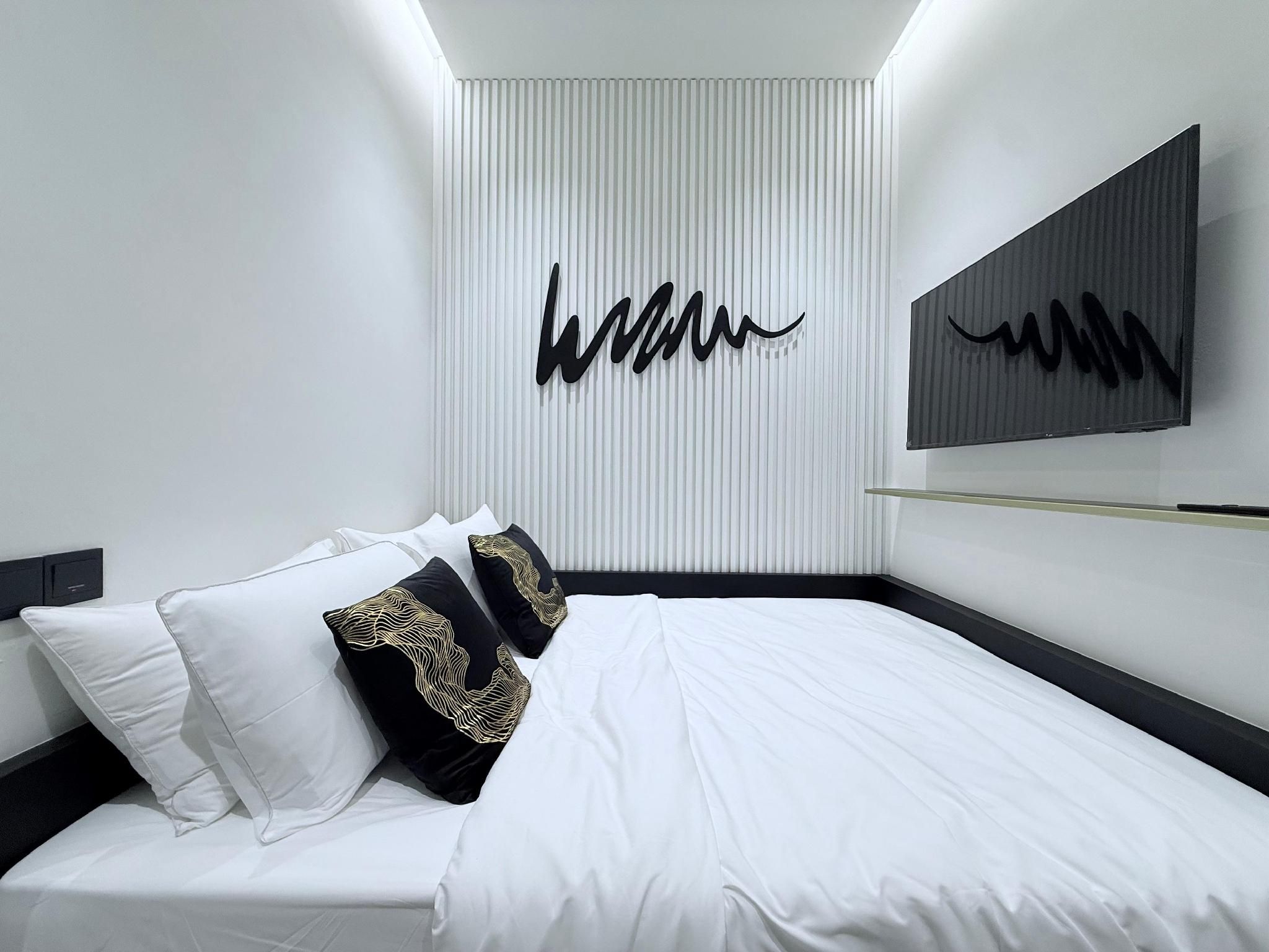 SOCIAL on Outram Standard - 1 Queen Bed