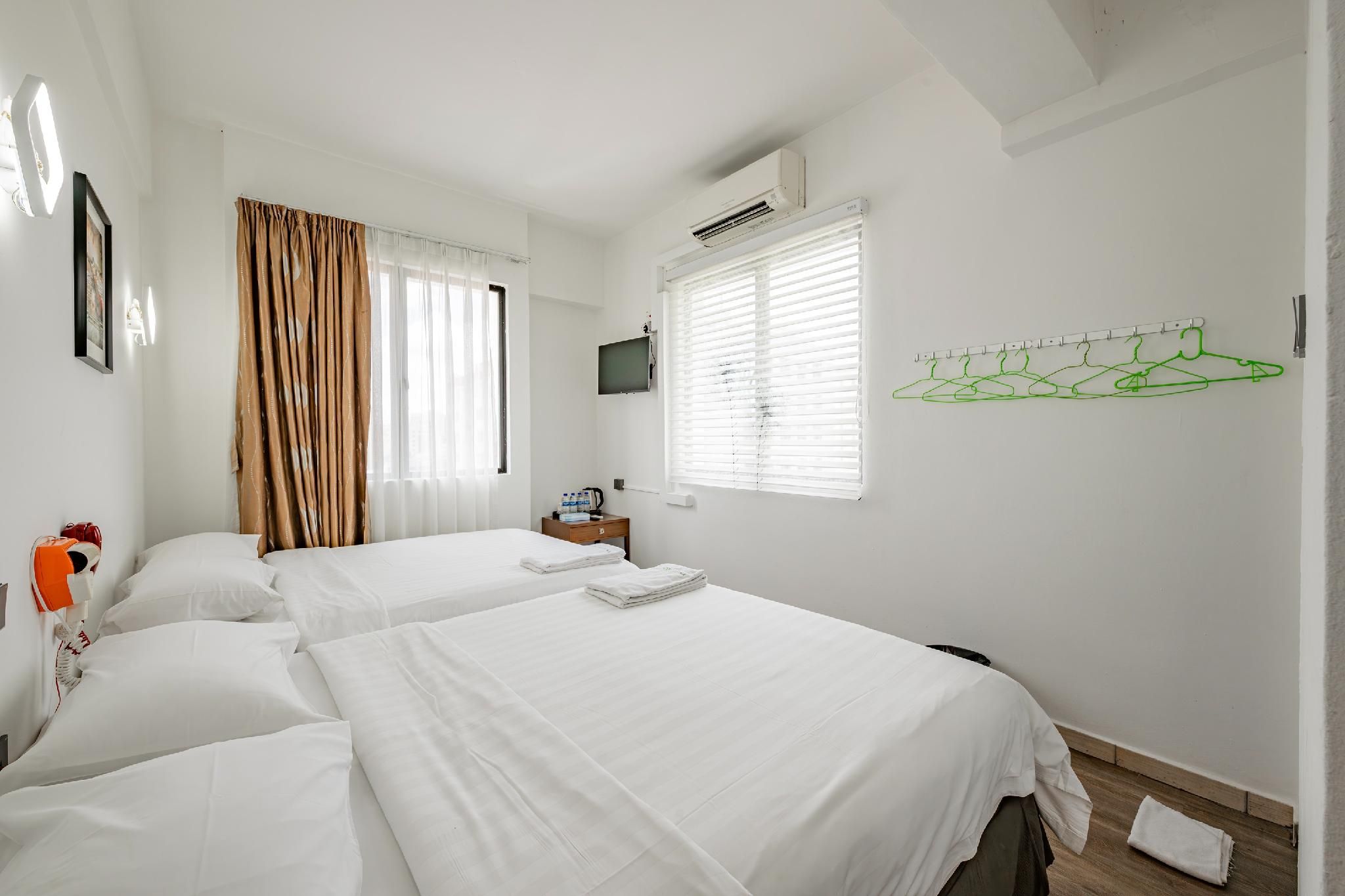 Deluxe Quadruple Room