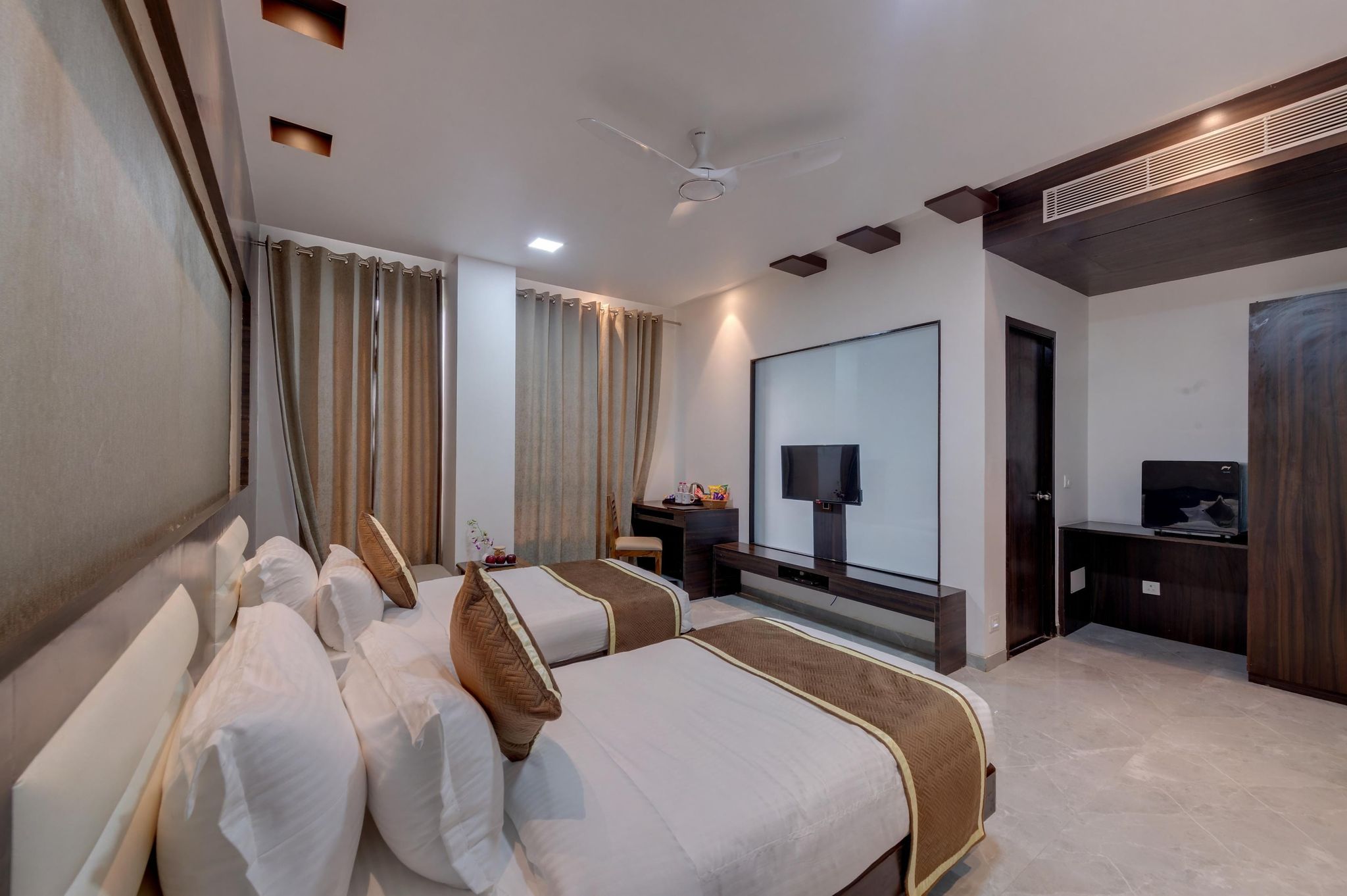 Hotel Apricot One - Udaipur Deluxe Twin Room 2