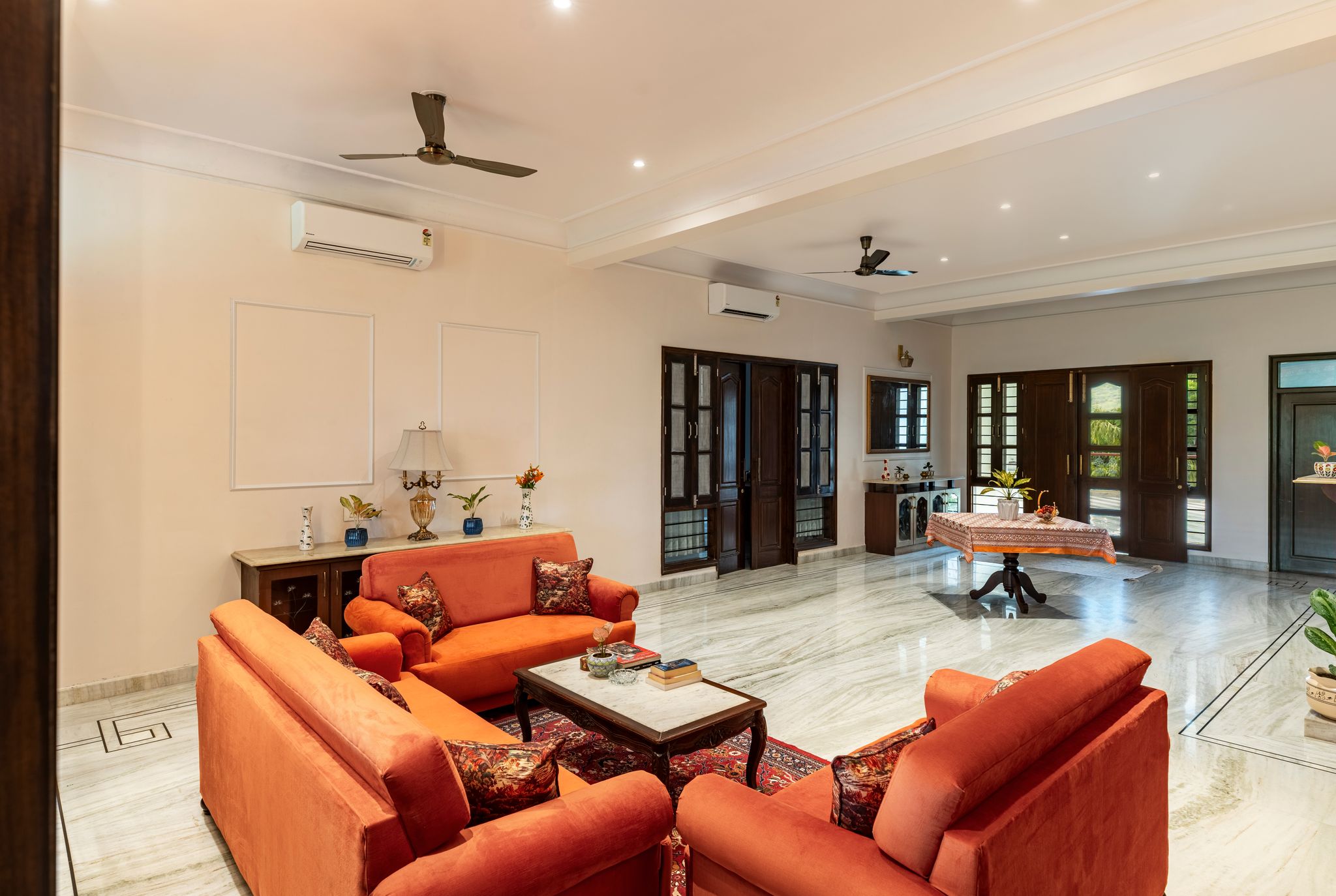 Dilip Niwas Luxe Stay (Near Fateh Sagar Lake 2KM)