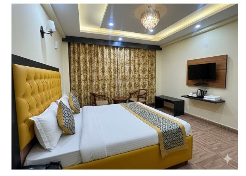 Superior Room with Balcony Mountain & Orchard View