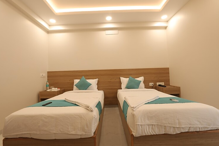 Rohaan Hotel Elite by UPAR Twin Room 5