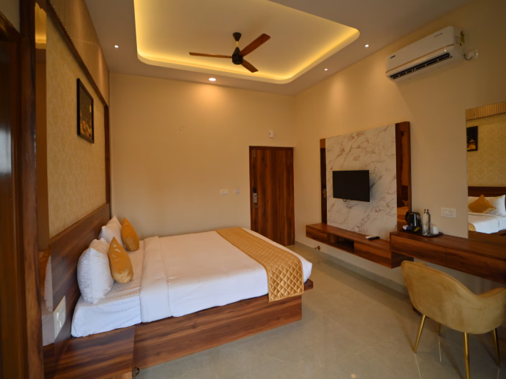 Luxury Room AC