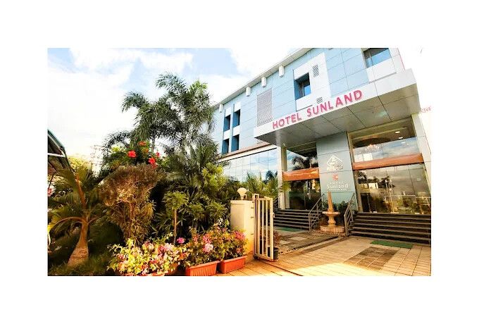 Hotel Sunland