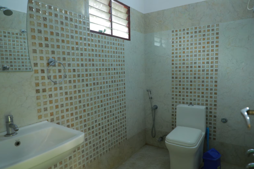 Farmdean Holiday Home Four Bed Room AC 5