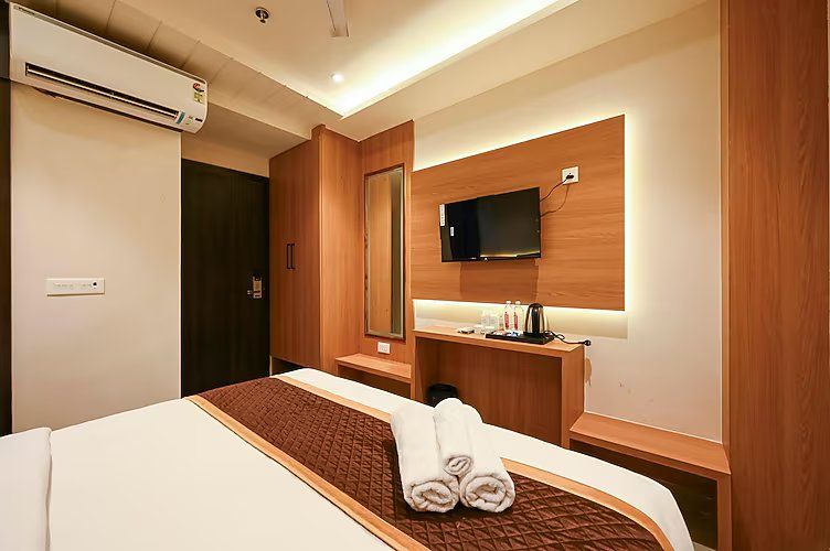 Deluxe Air Conditioned Room