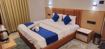 Hotel Earth Orbit Standard Room 3