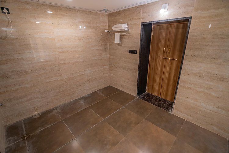 Maharani Suite with Lake view