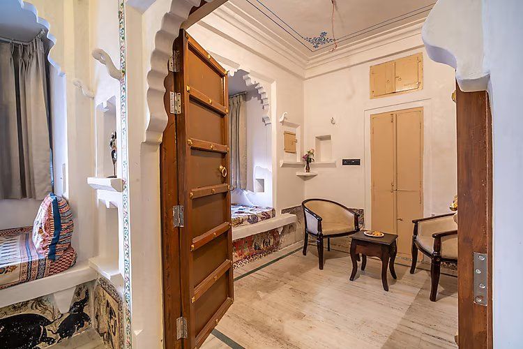 Maharani Suite with Lake view