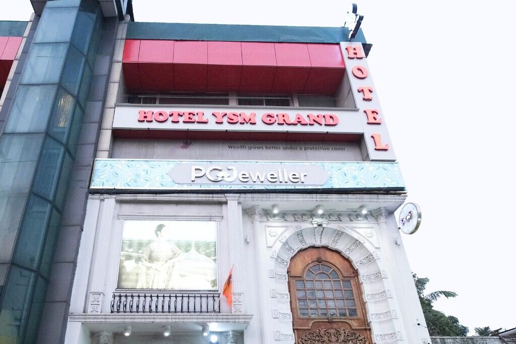 Hotel YSM Grand