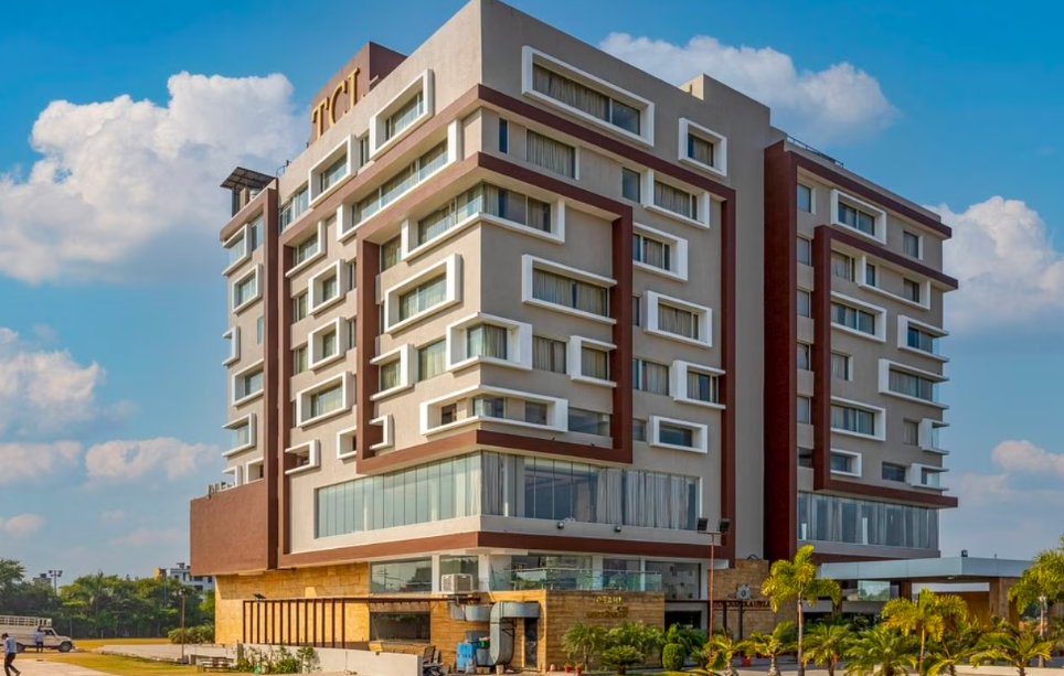 Hotel The Chandra Leela