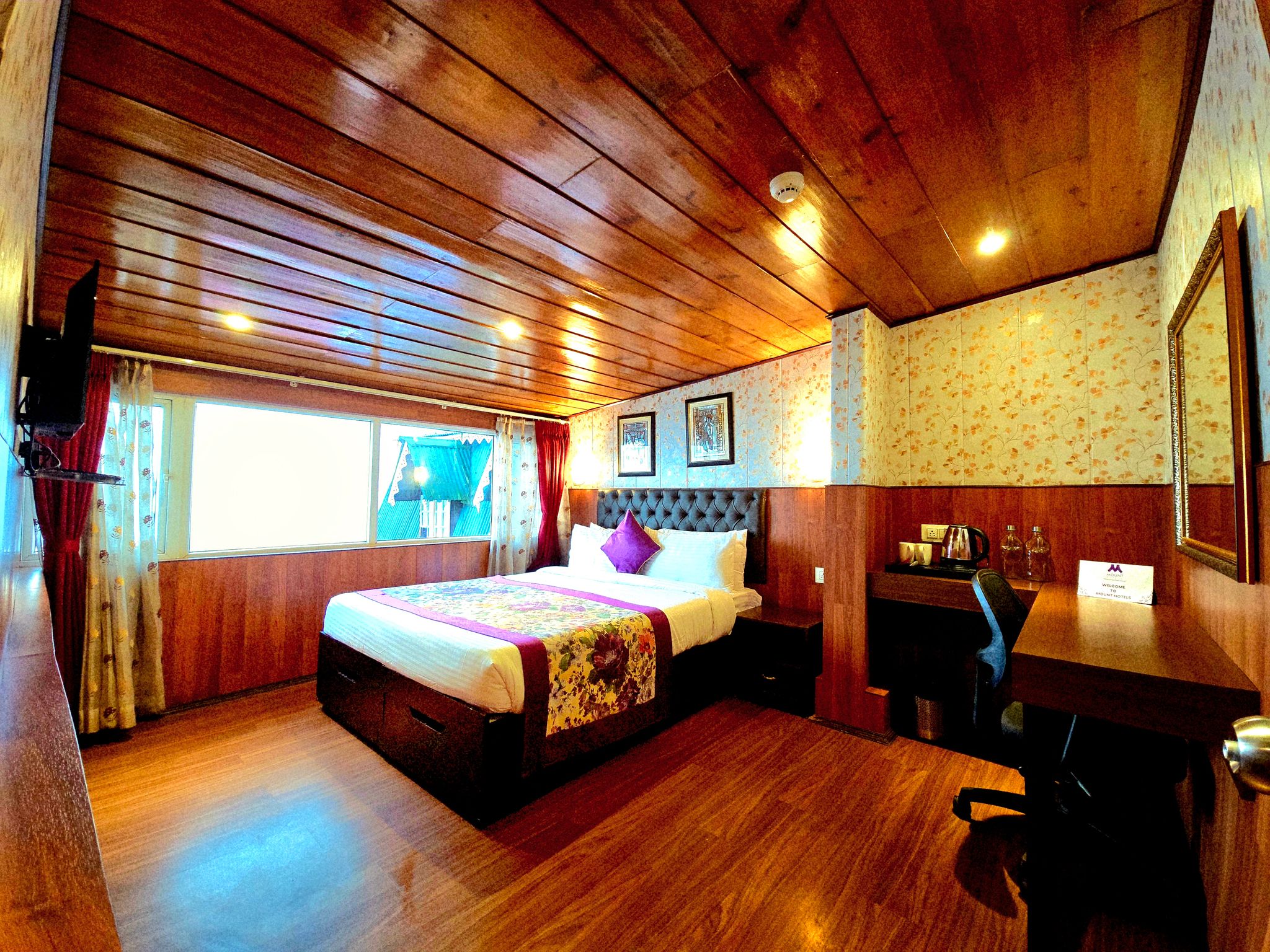 Attic Kanchenjunga View Room