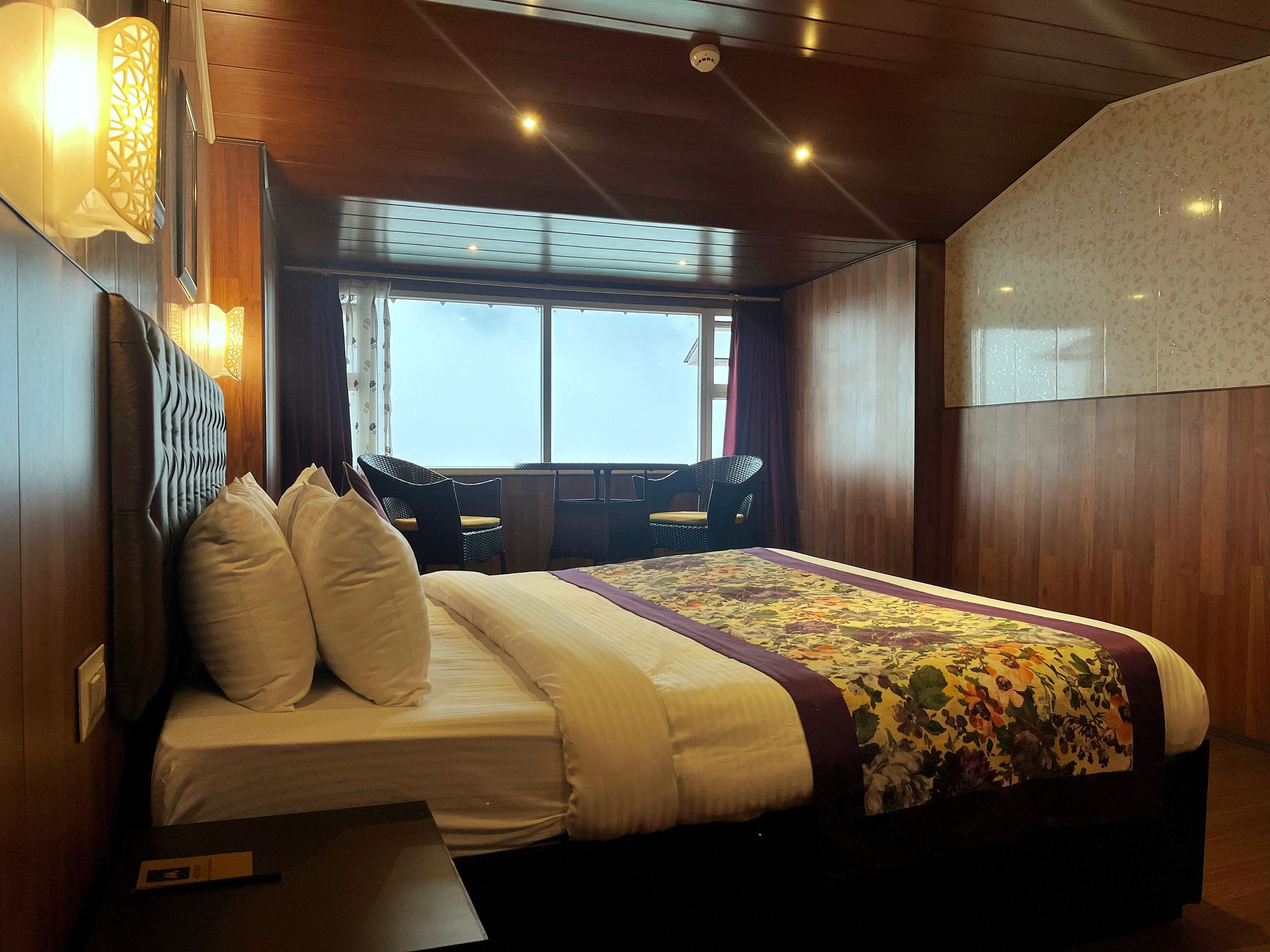 Attic Kanchenjunga View Room