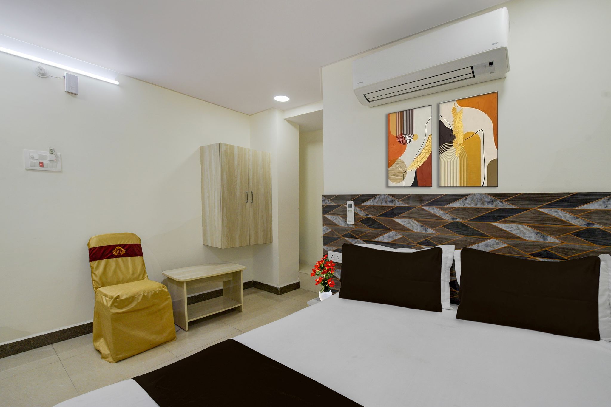 Super Hotel O Saibaba Temple Chintal Formerly Himagiri Luxury Room CLASSIC 6