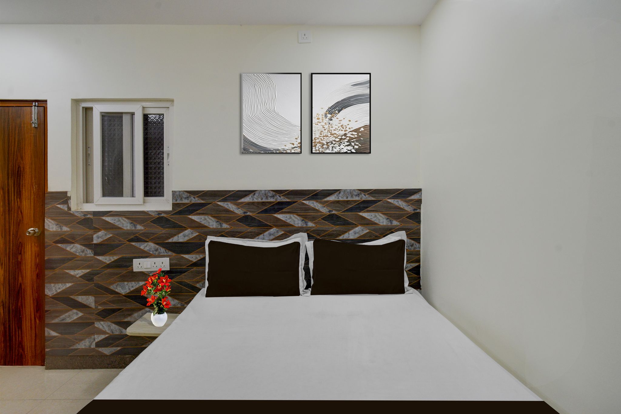 Super Hotel O Saibaba Temple Chintal Formerly Himagiri Luxury Room CLASSIC 2