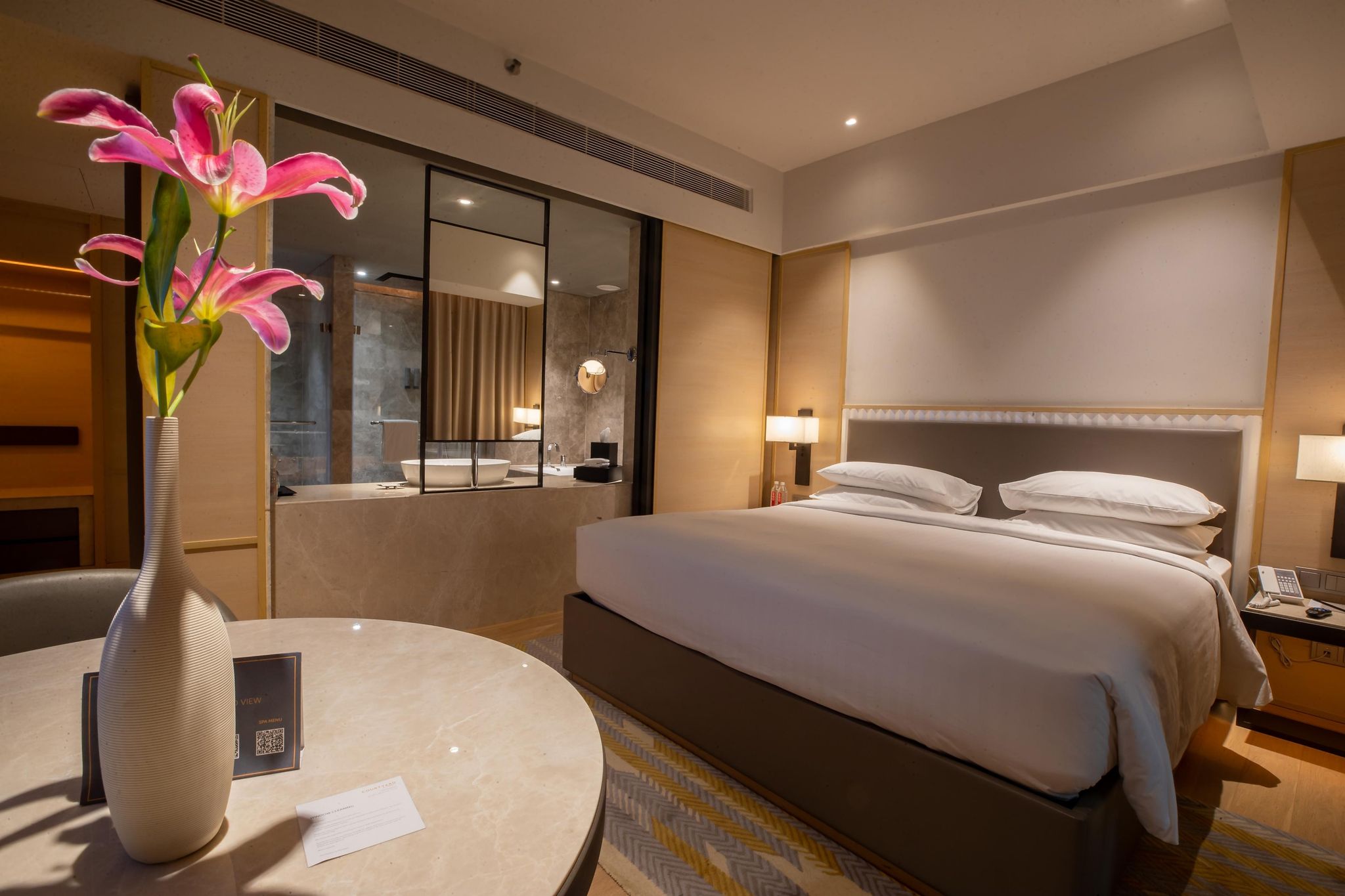 Superior Twin Bed Room City View