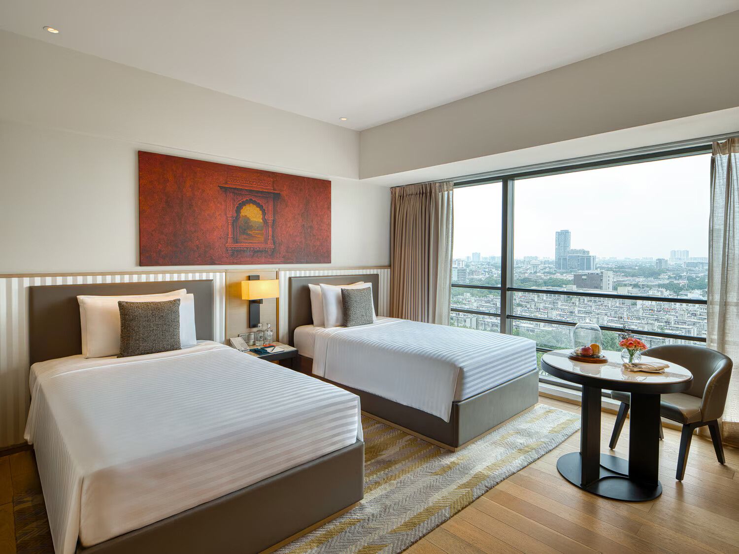 Standard Room King Bed City View