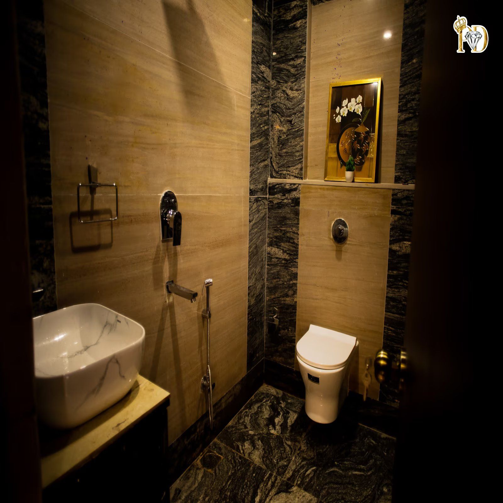 Prince Diamond Hotel Deluxe Room 4