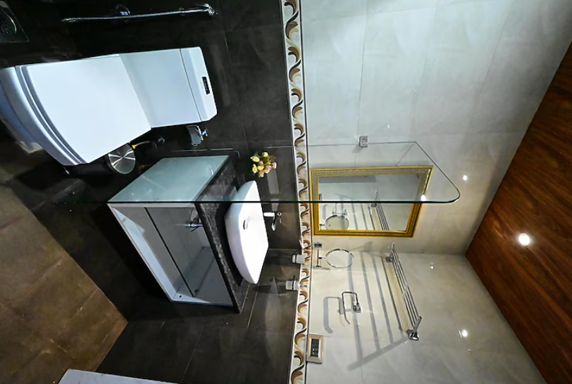 Sawant Palace Hotel Super Deluxe Room 10