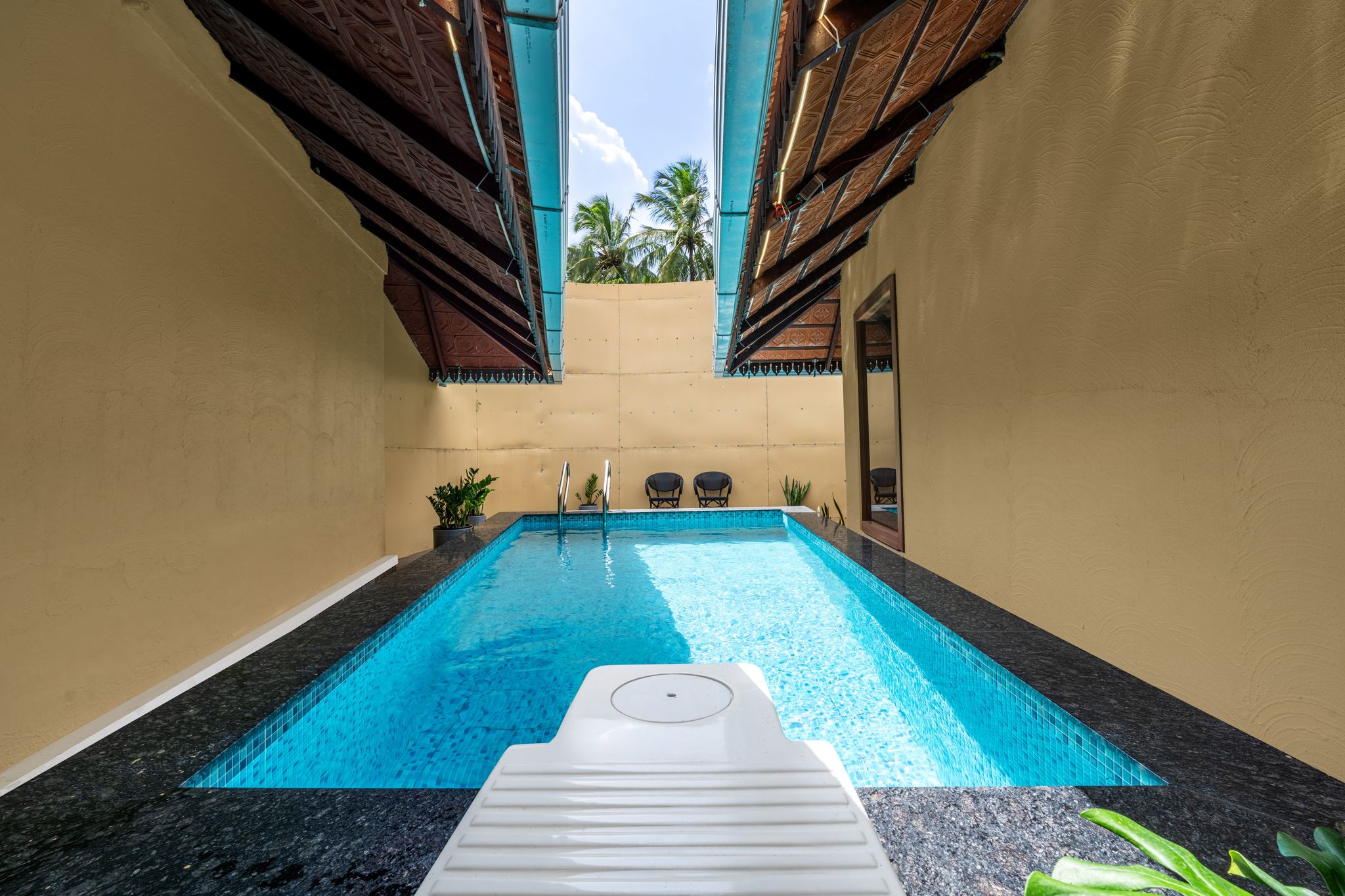Pool Villa with Sit-out
