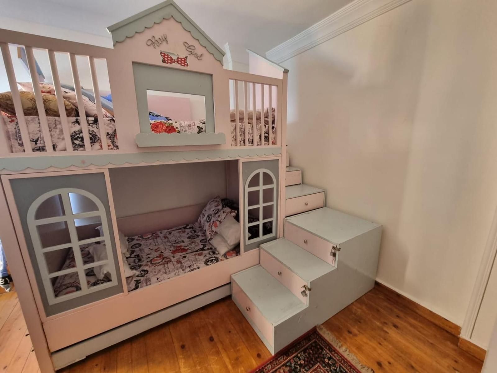 Two-Bedroom Apartment with Terrace and Sea View