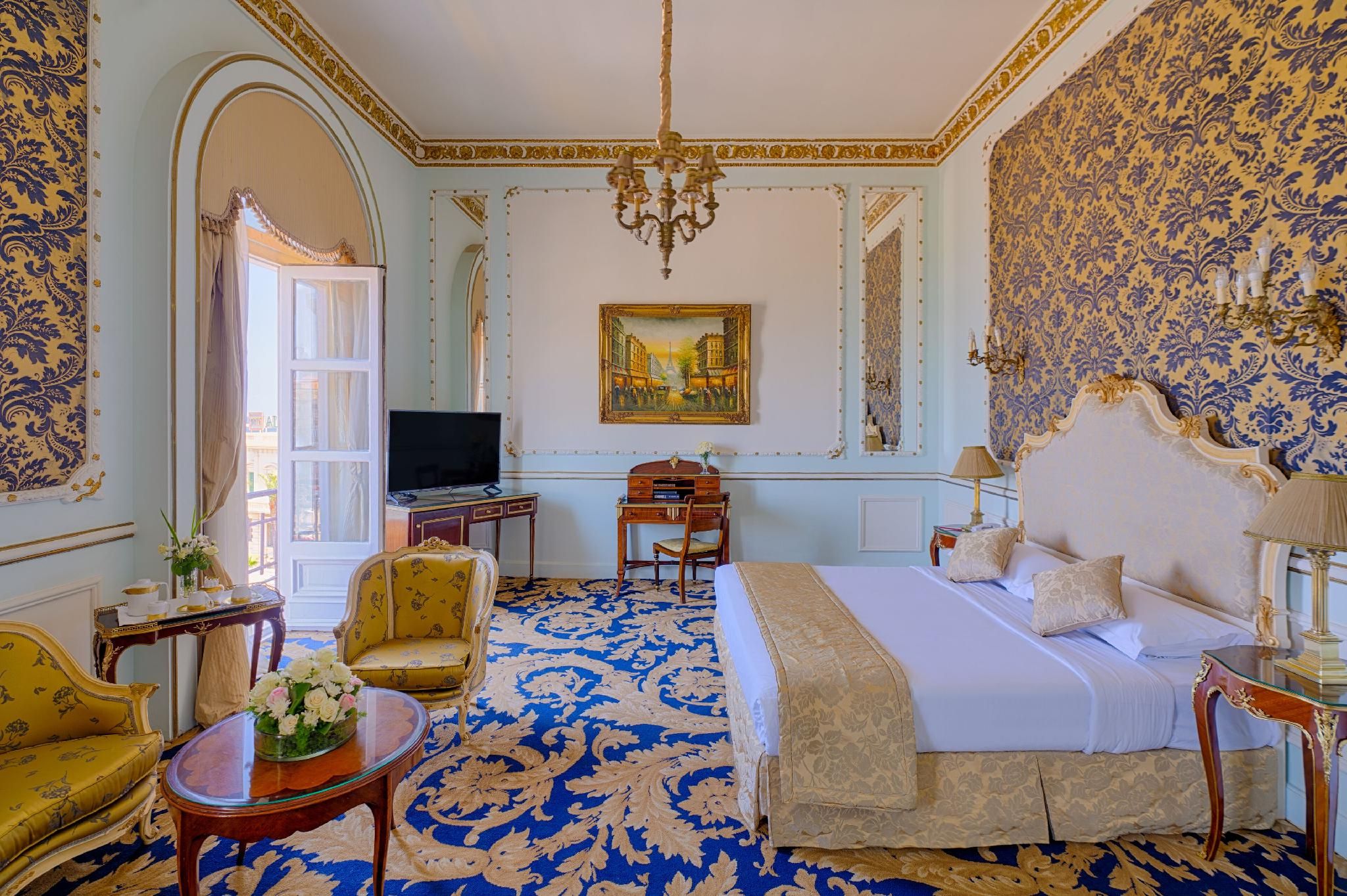 Le Metropole Luxury Heritage Hotel Since 1902 by Paradise Inn Group Paradise Golden Sea View Suite 3