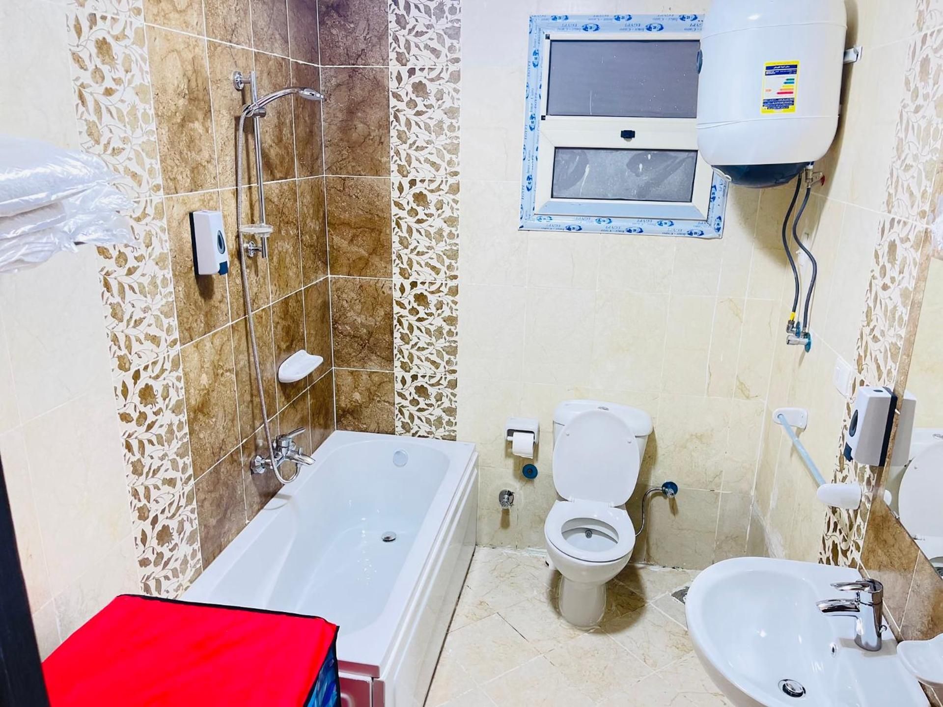 Casa Do Cairo-Dar Masr AlRehab Apartment with Balcony 2