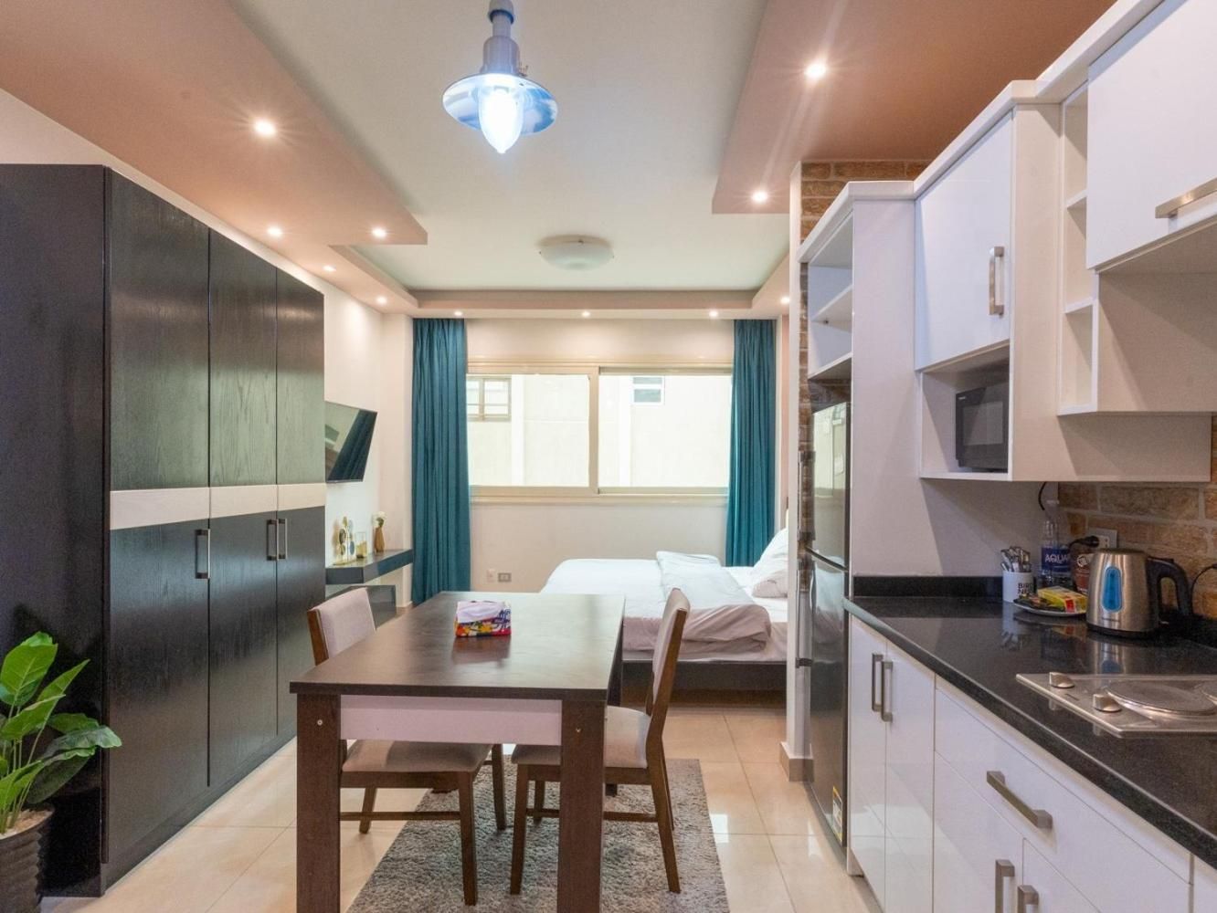 HolidayDays Near O1 King Studio 3