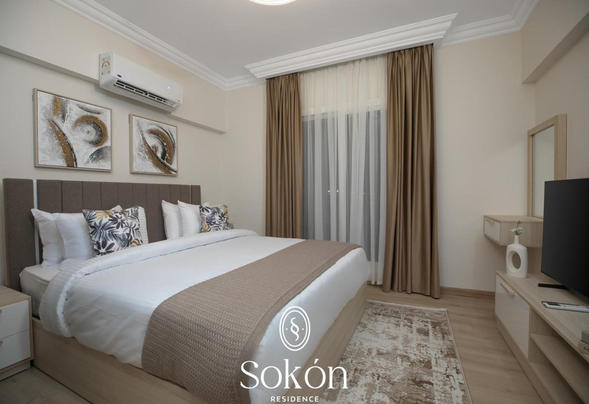 One-Bedroom Apartment with Garden View