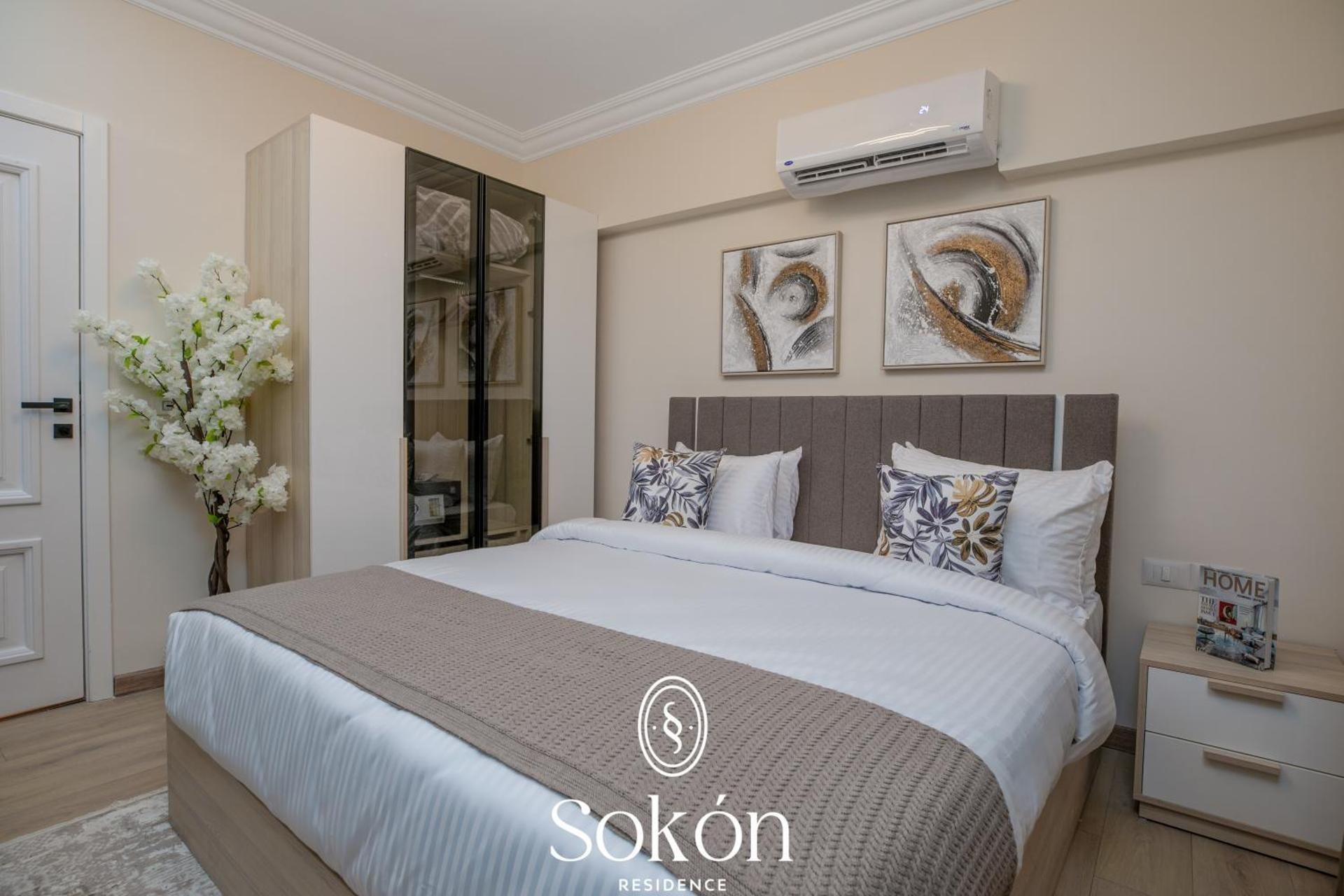 One-Bedroom Apartment with Garden View