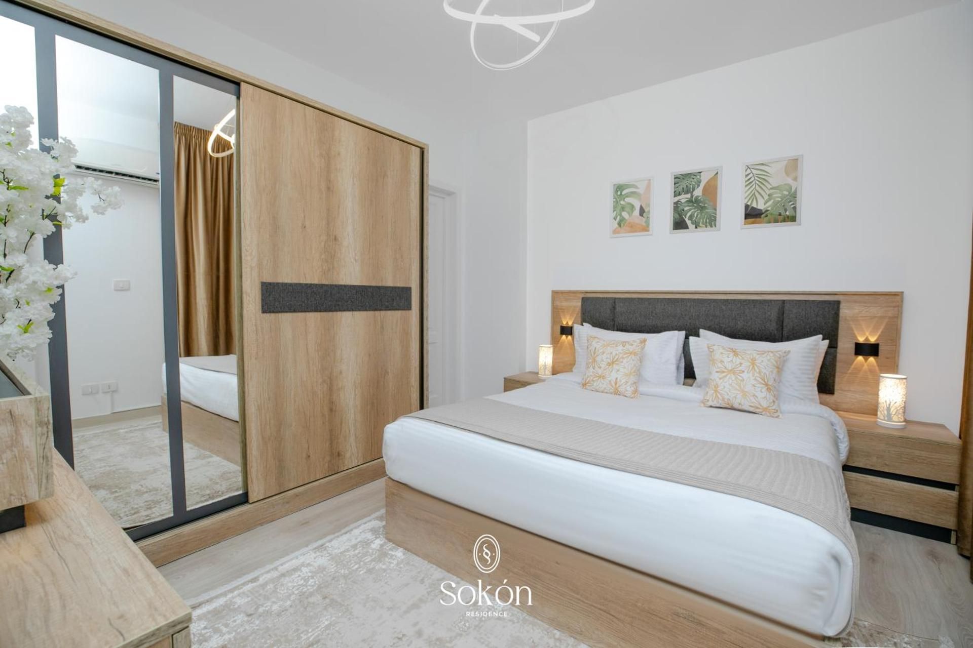 Two-Bedroom Deluxe Apartment