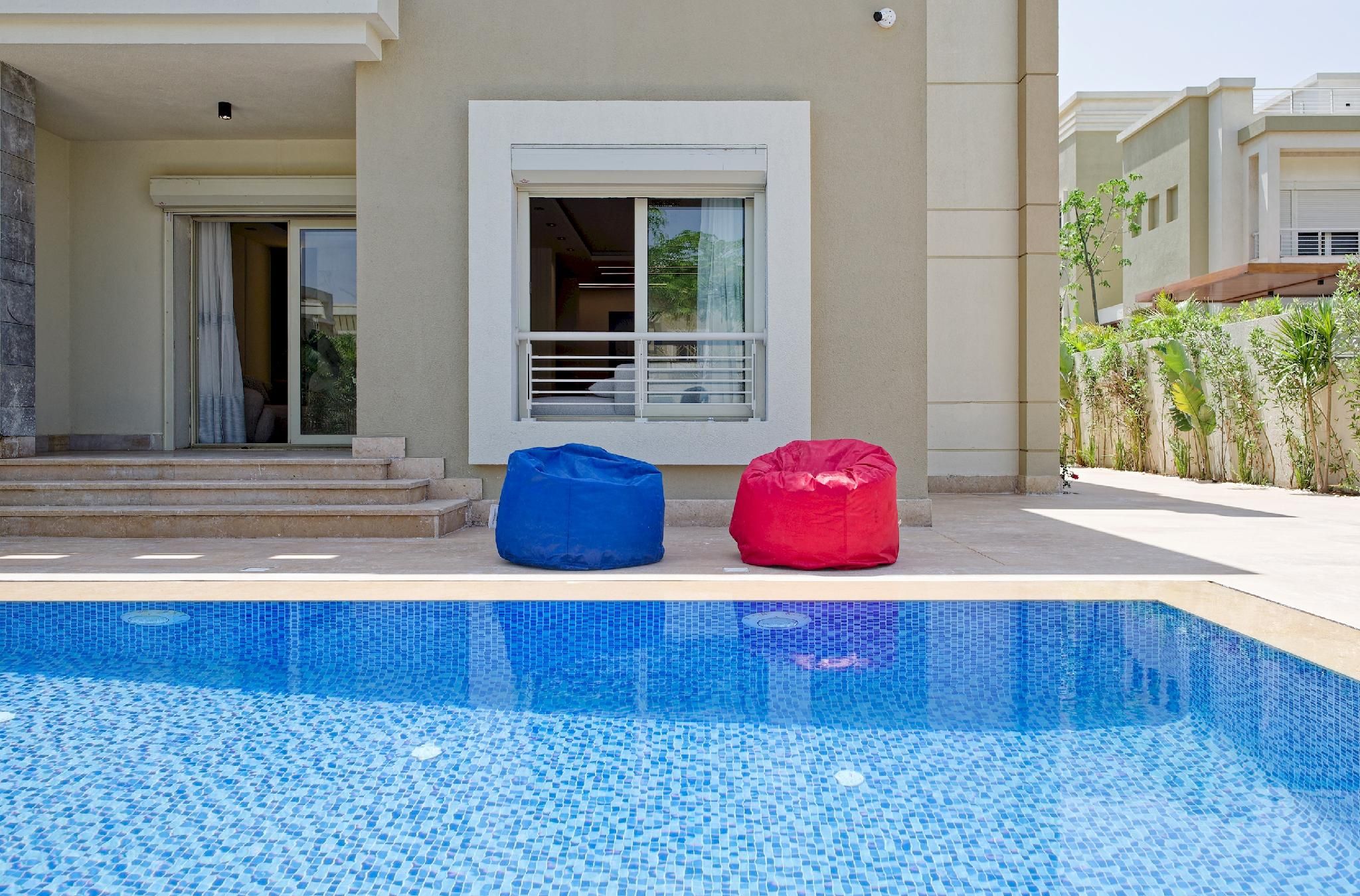 e672ff6f310ddfa1aedbc9165b129915