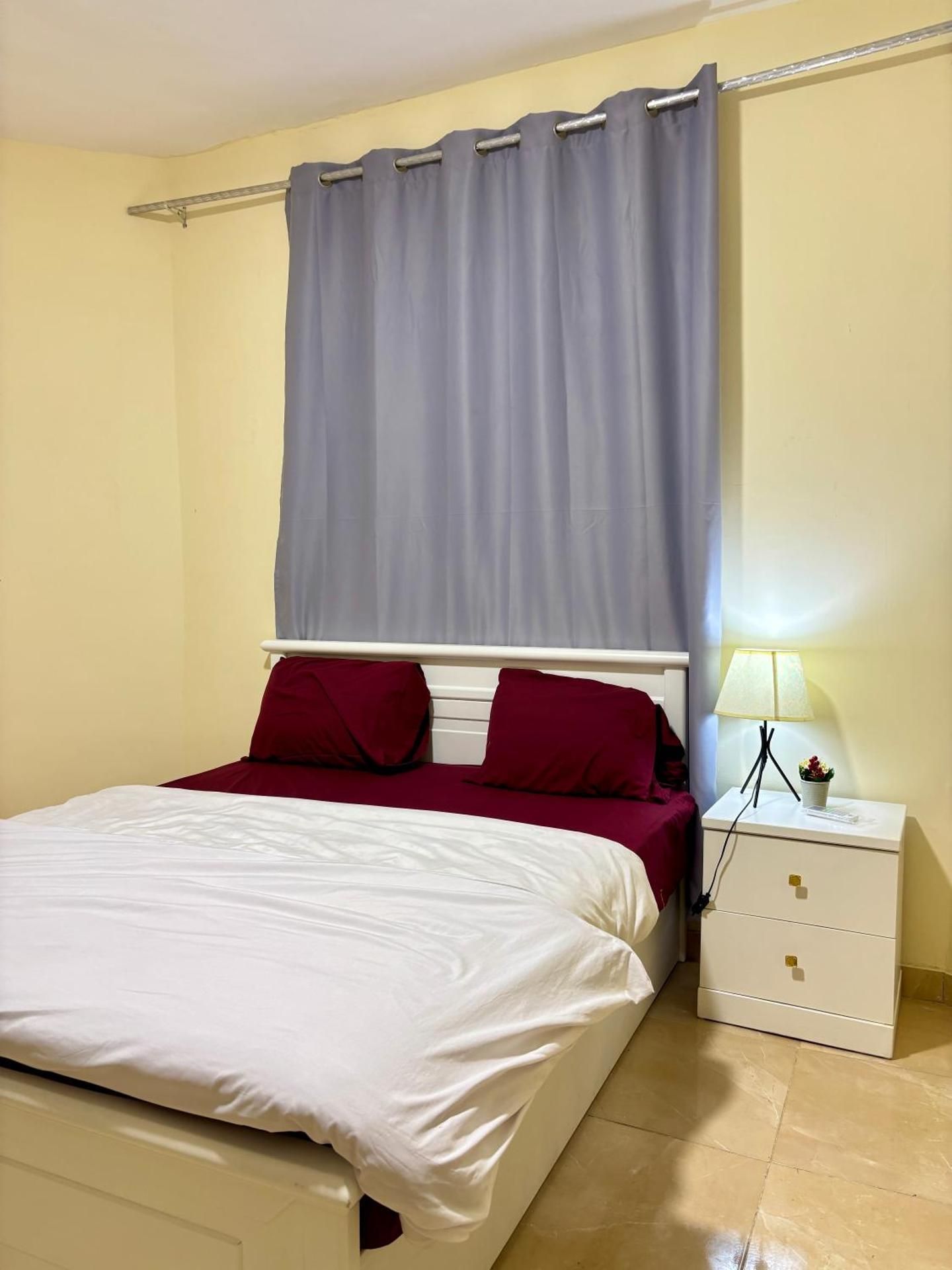 Single Room with Shared Bathroom