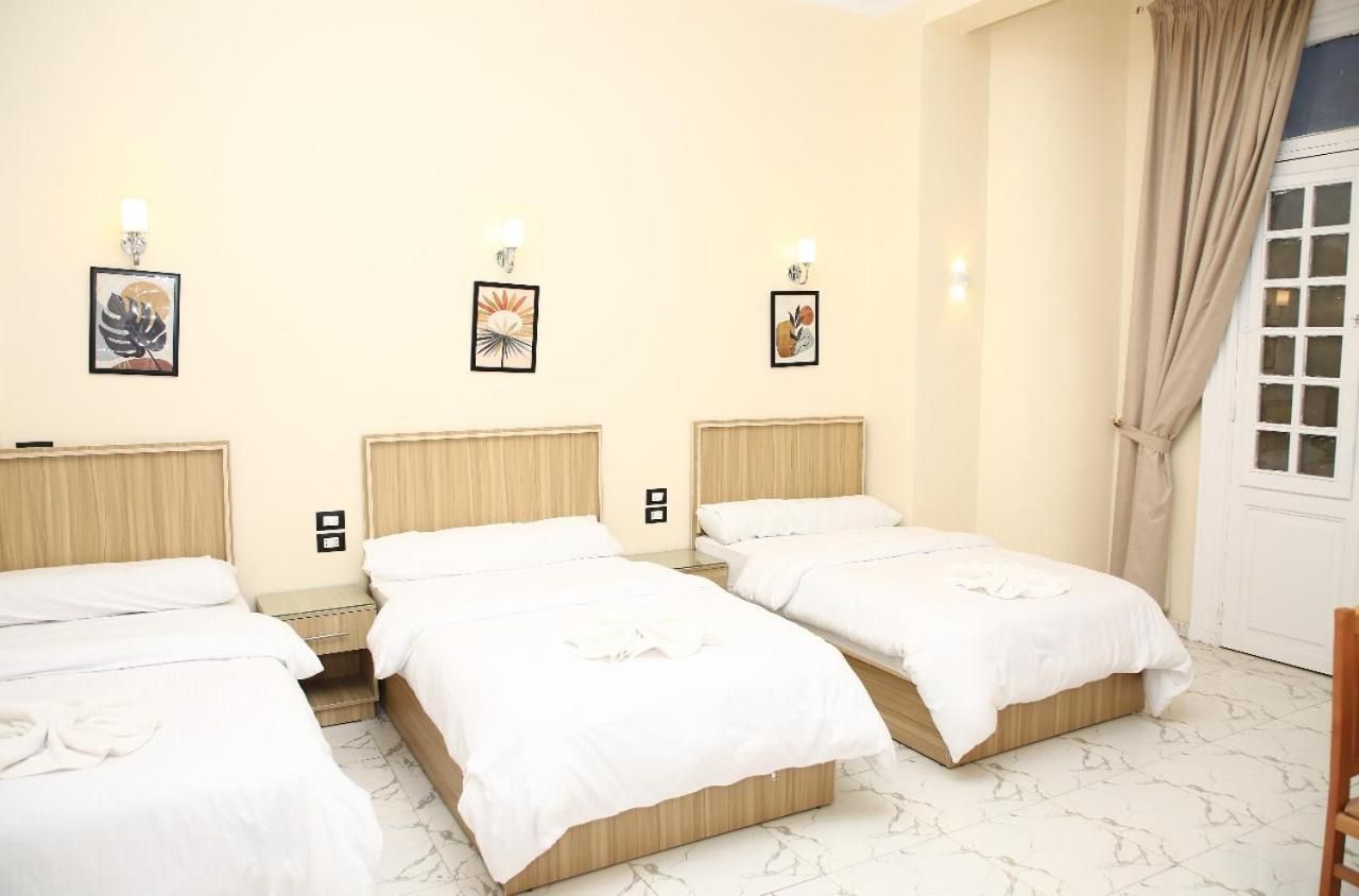 Triple Room with Private Bathroom