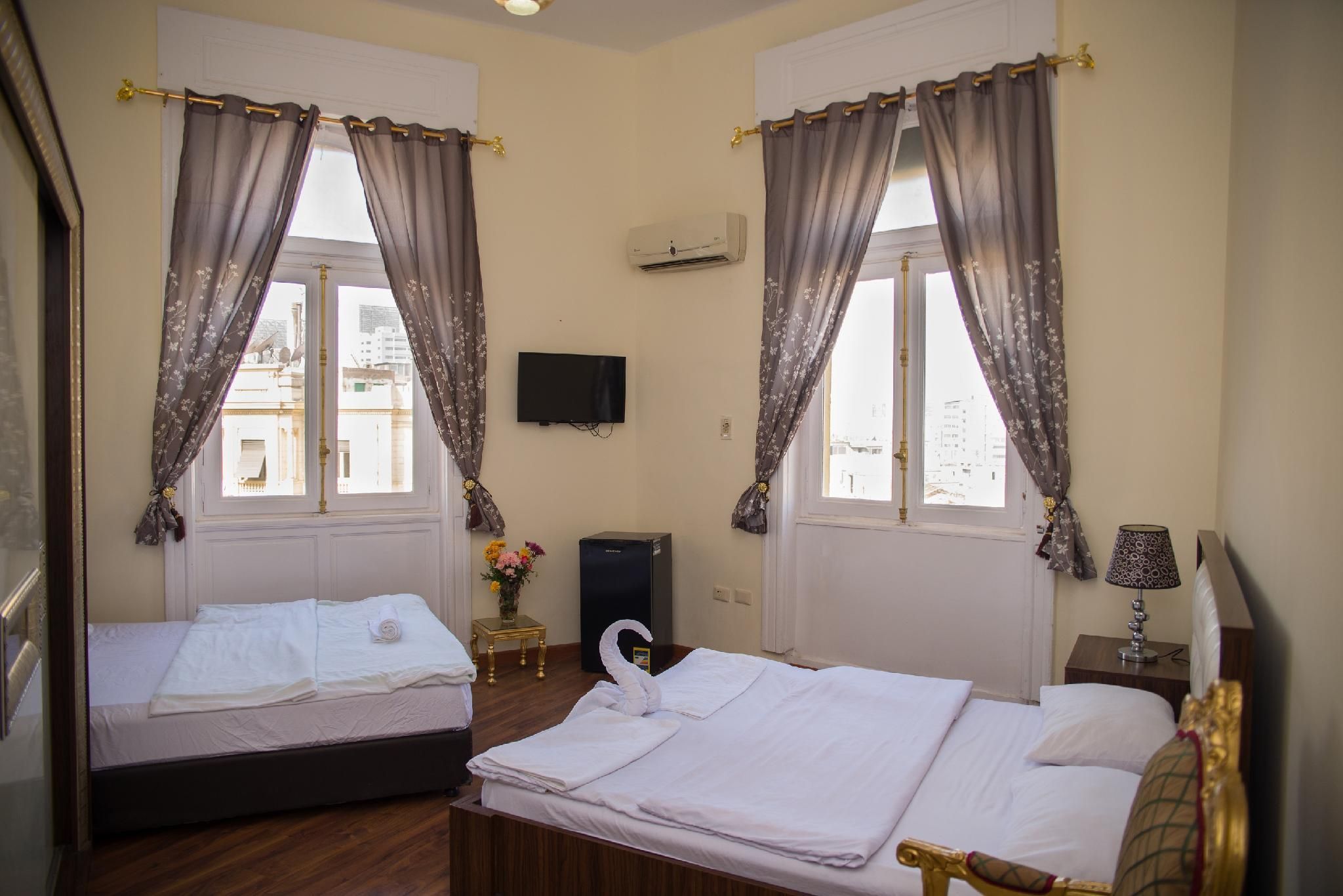 Family Suite (2 bedrooms)