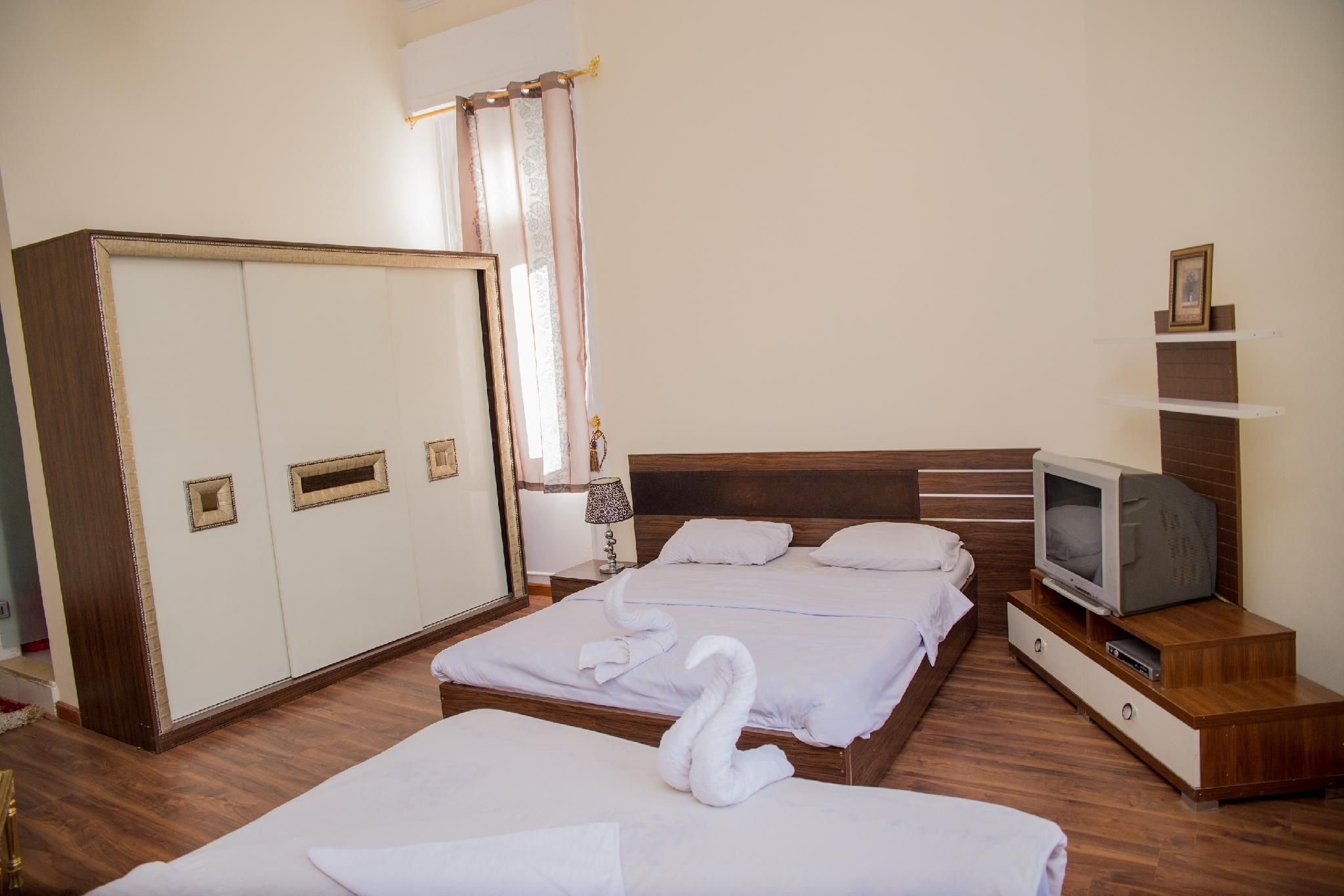 Deluxe Suite Room