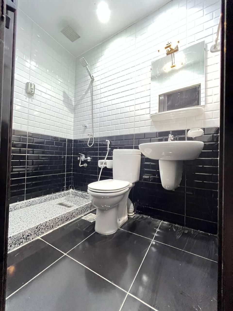 Deluxe Double or Twin Room with City View