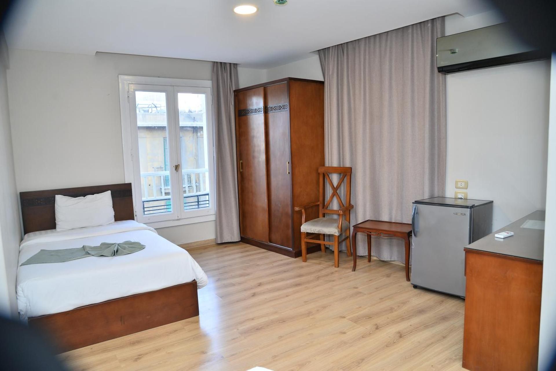 Single Room With Private Bathroom