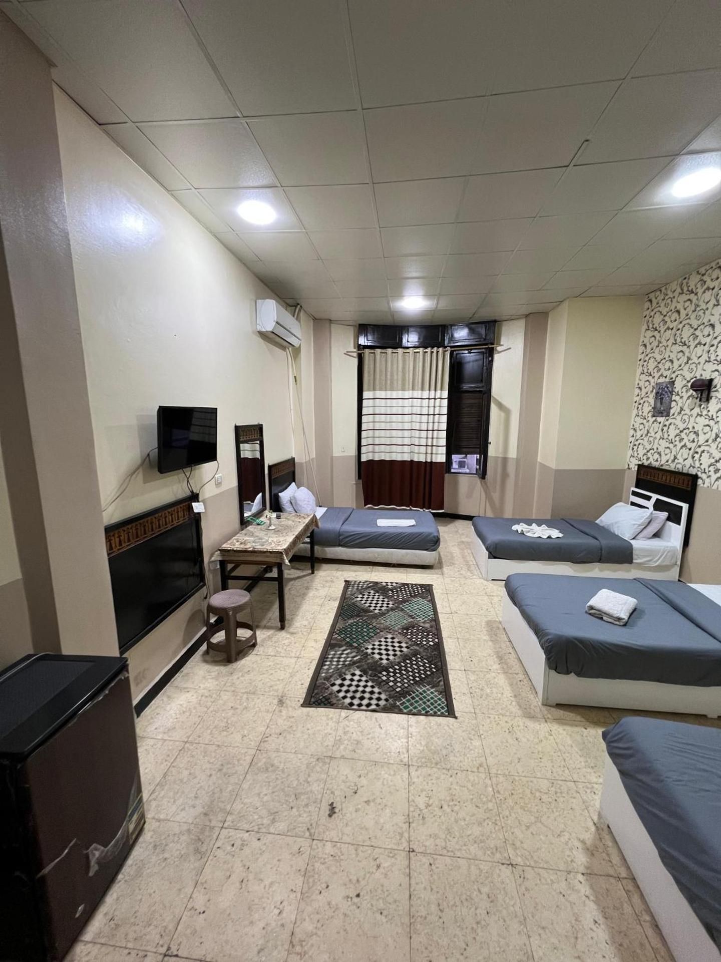Deluxe Family Room