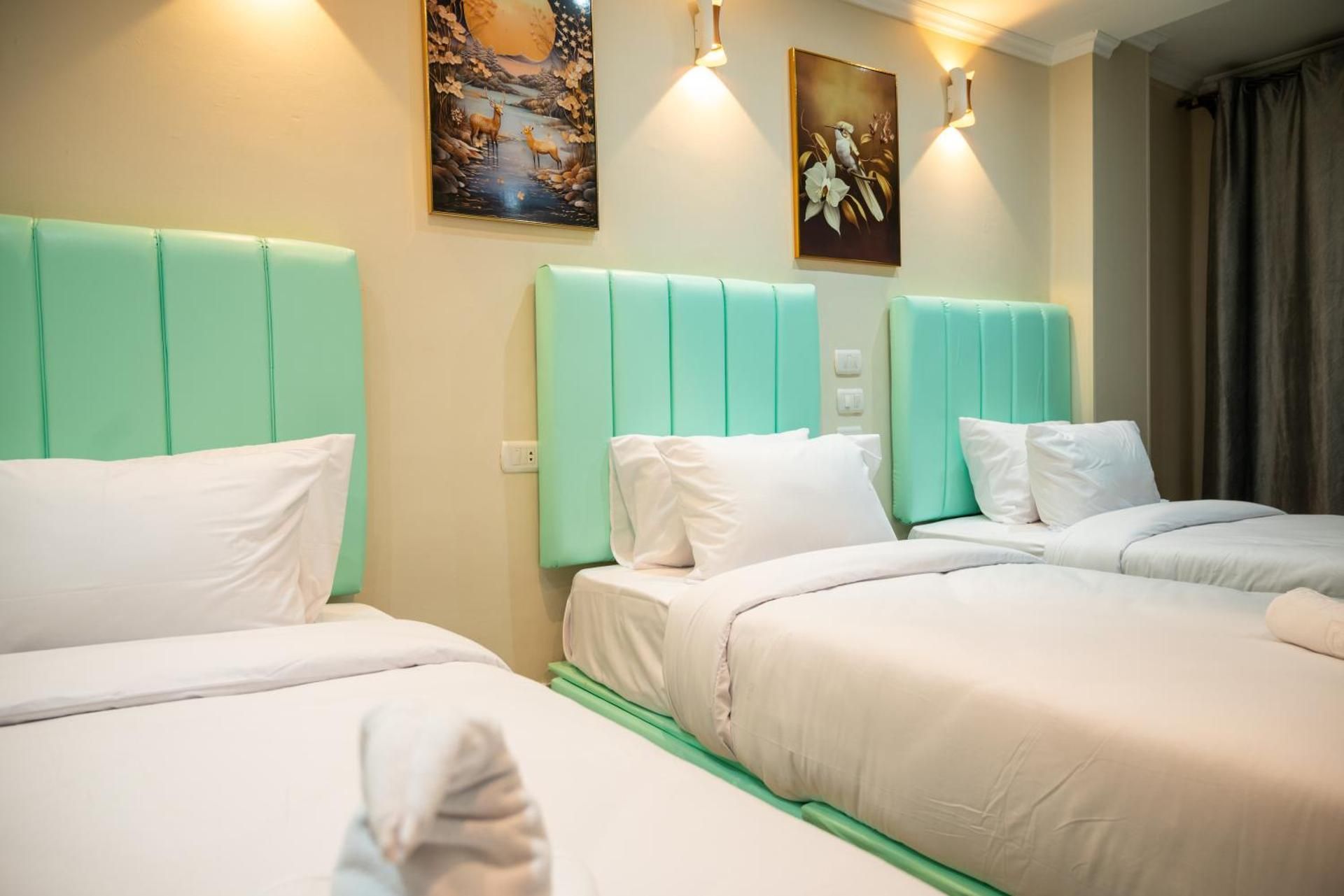 Triple Room