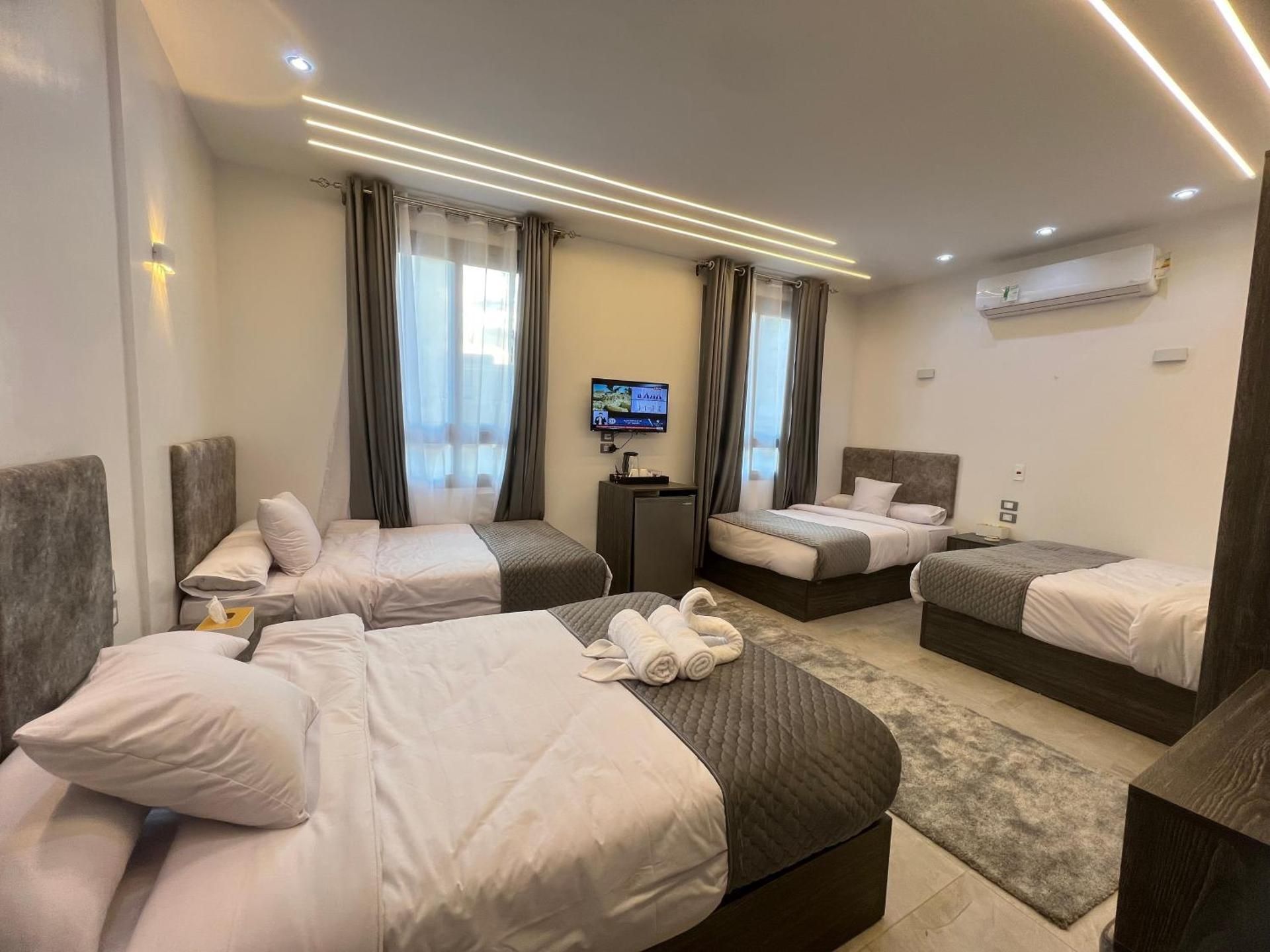 Deluxe Family Room