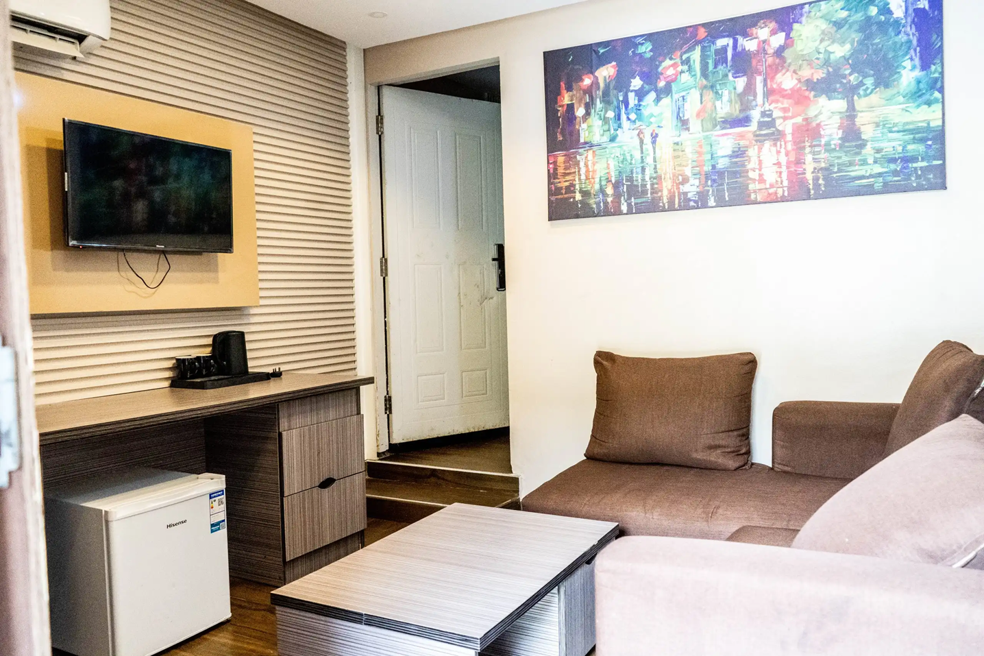 Emerald Suite
