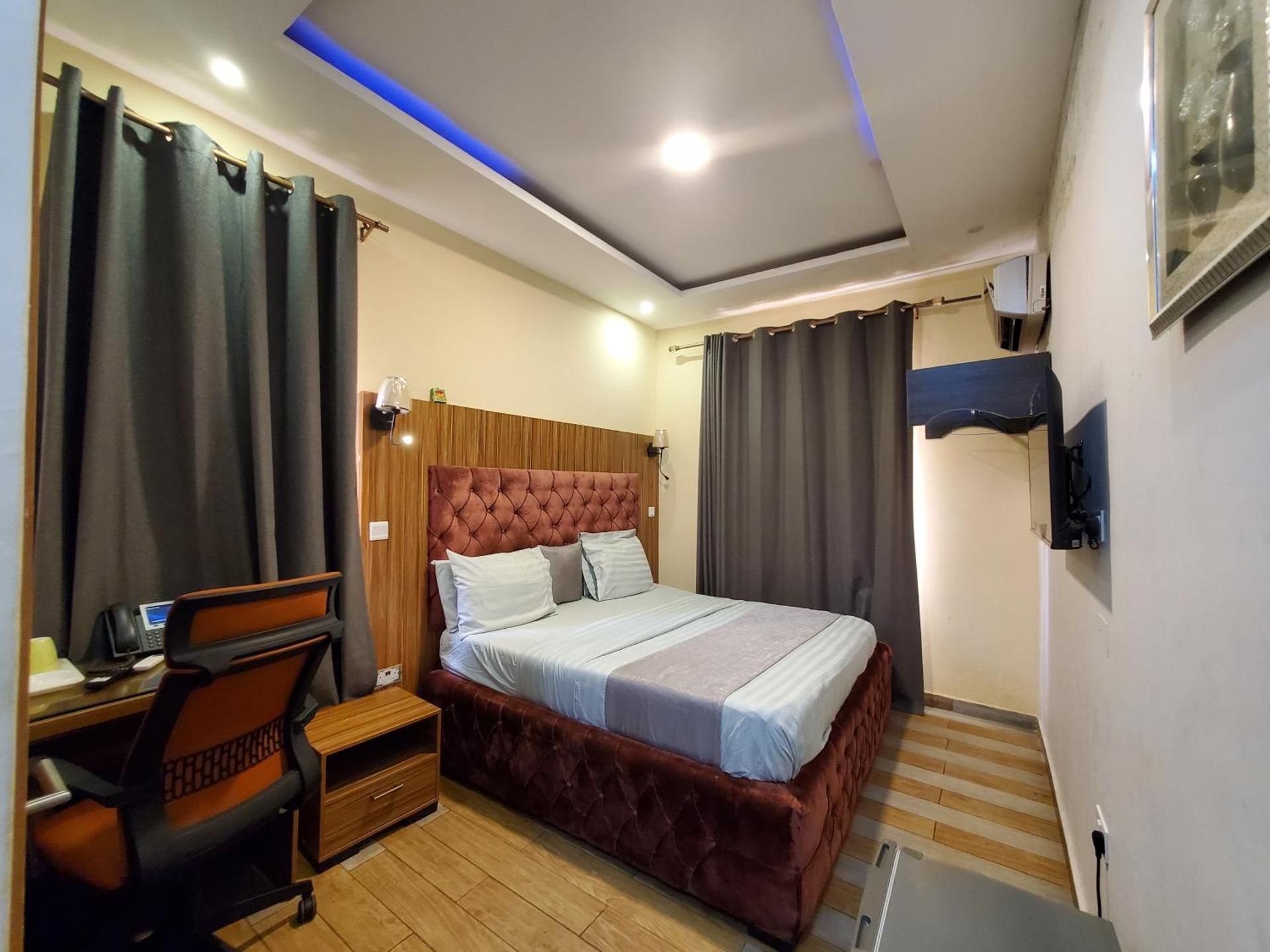 Standard Single Room