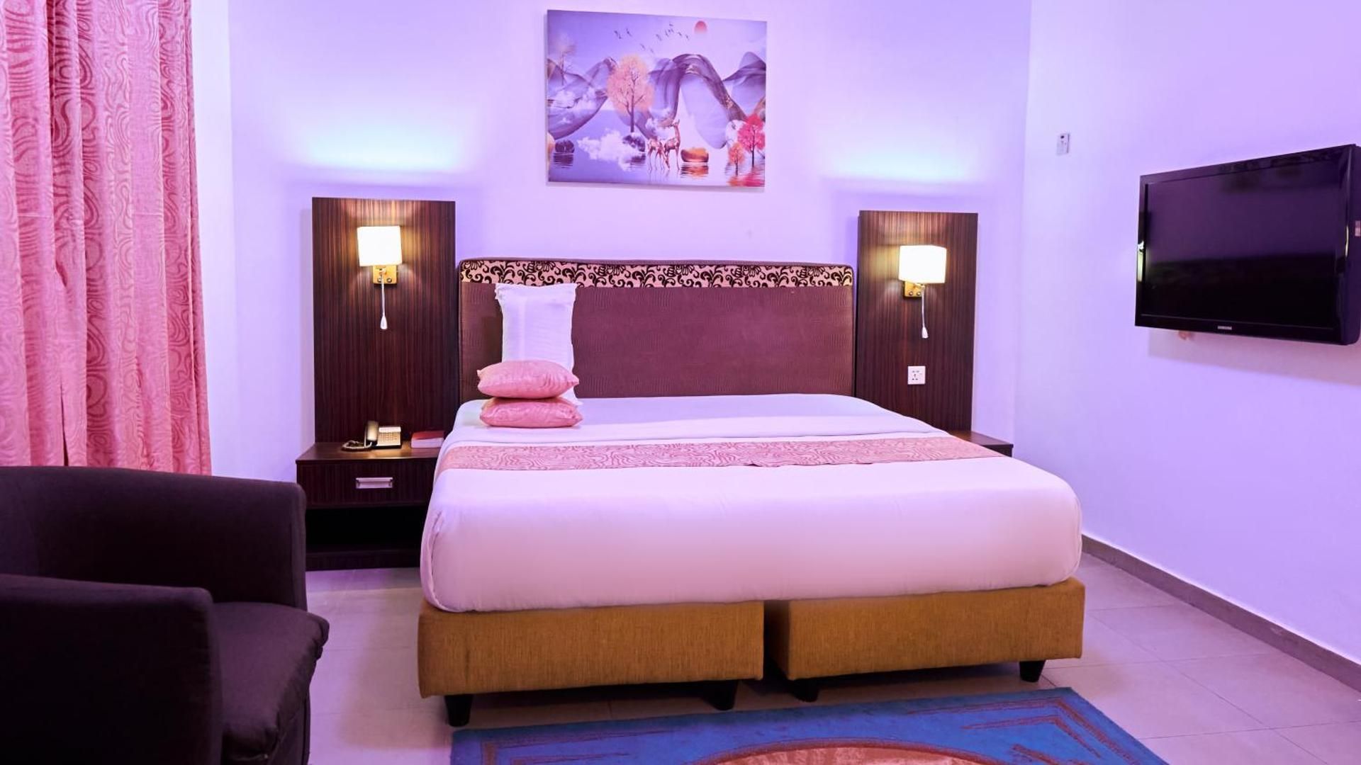 Queen Room with Balcony