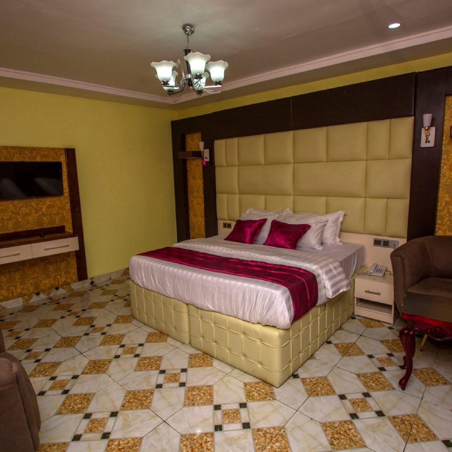 Super Executive Room
