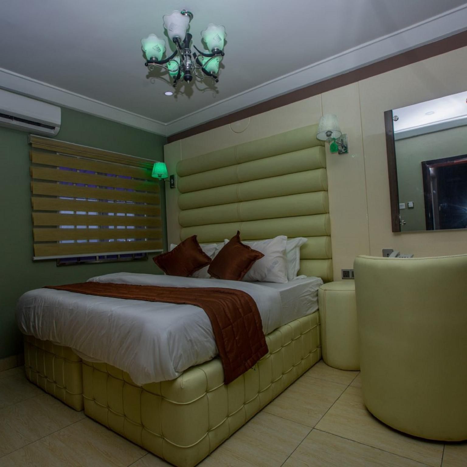 Apartment Suite