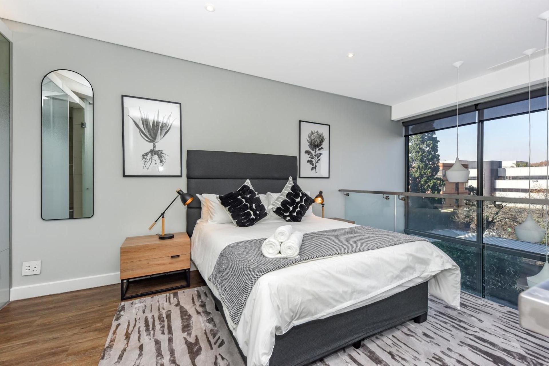 Apartment - Split Level